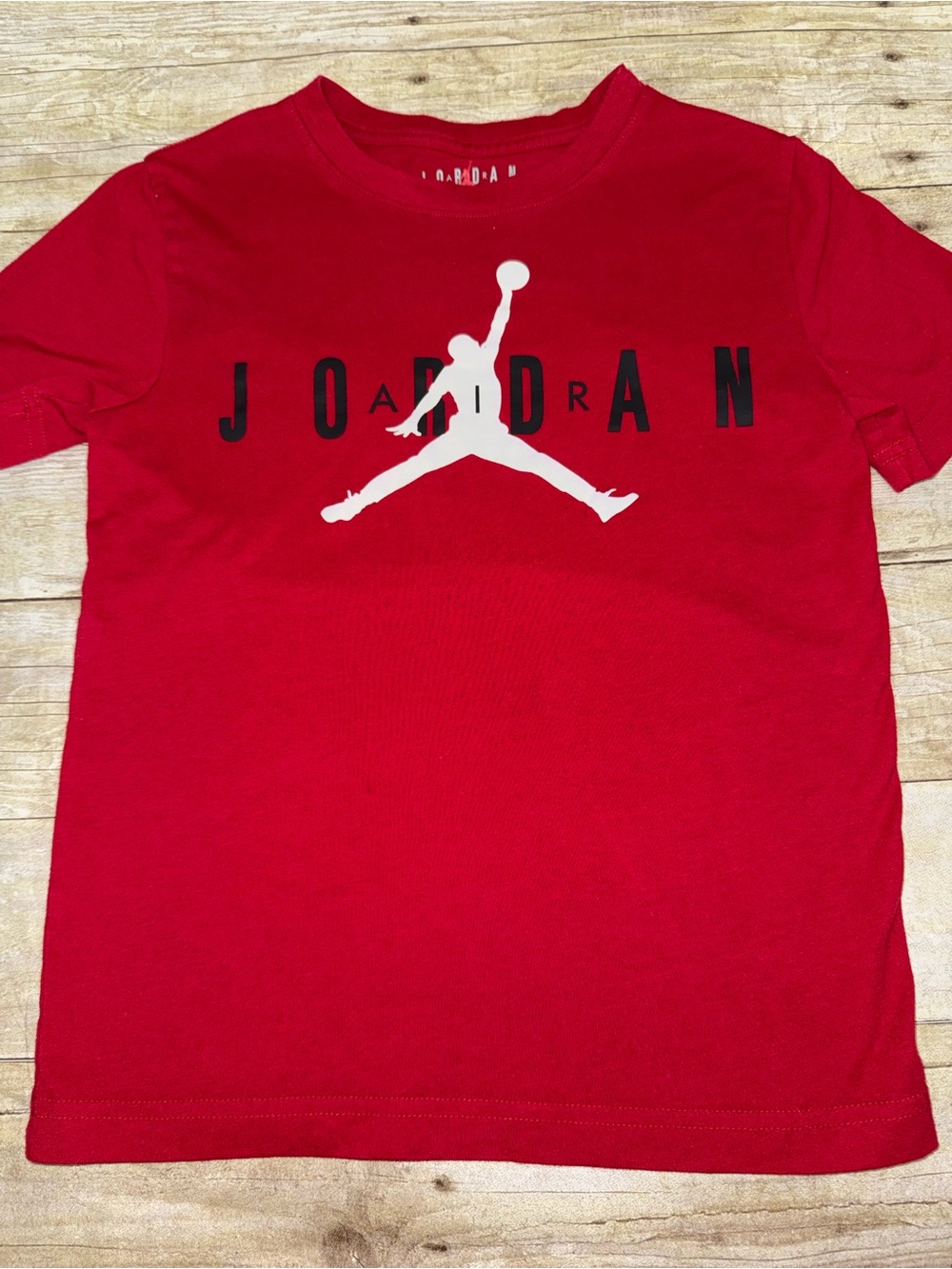 Jordan Red Boys' Small (8-10) Jumpman Logo Tee